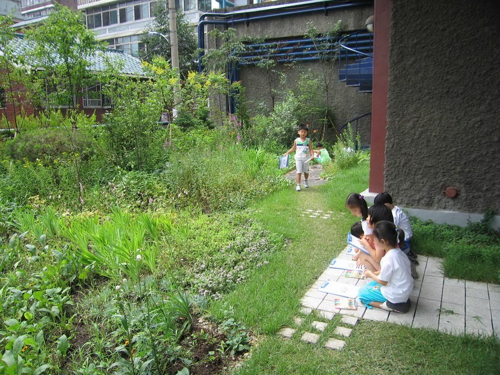 한겨레신문사 하니동산 옥상생태공원 상세 (서울 마포구)