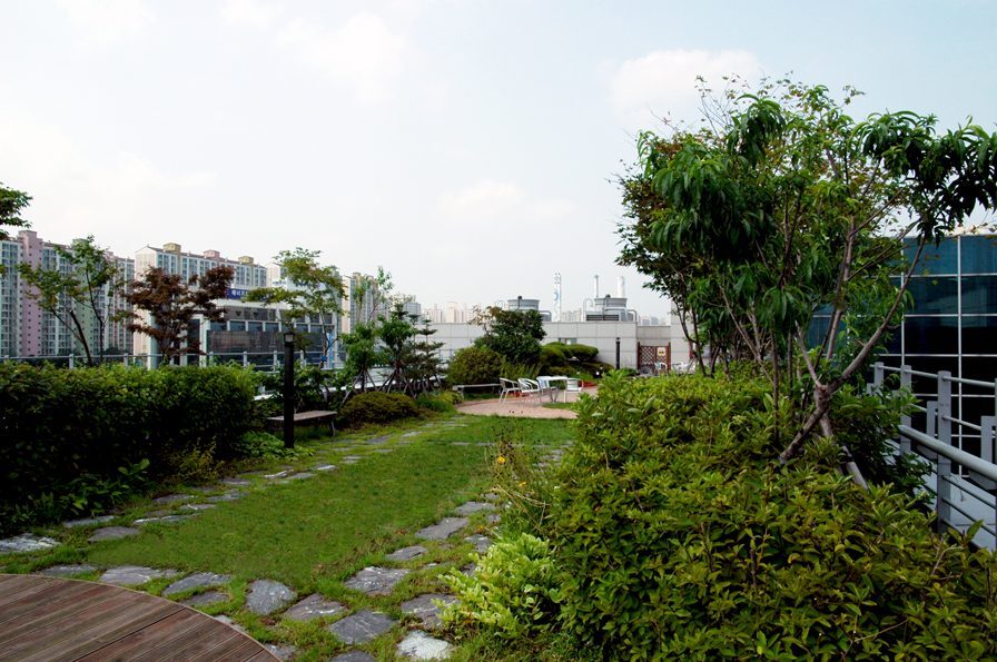 용인여성회관 옥상정원 전경 (경기 용인시)