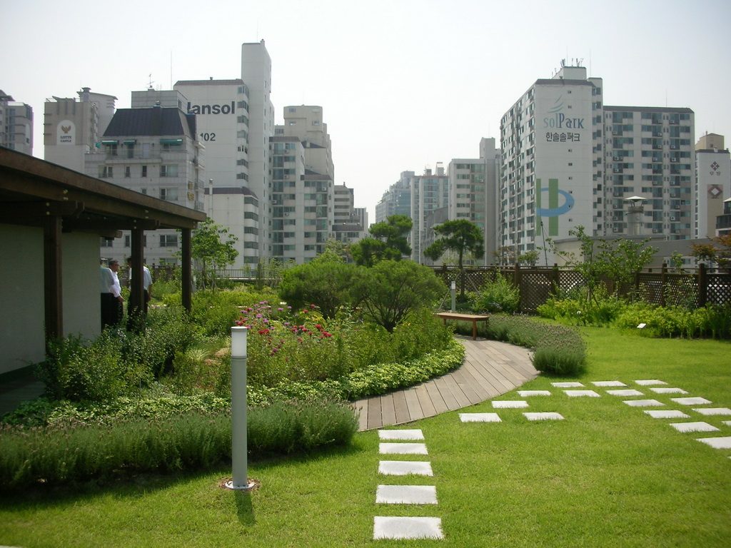 강남구청사 옥상공원 봄 (서울 강남구)