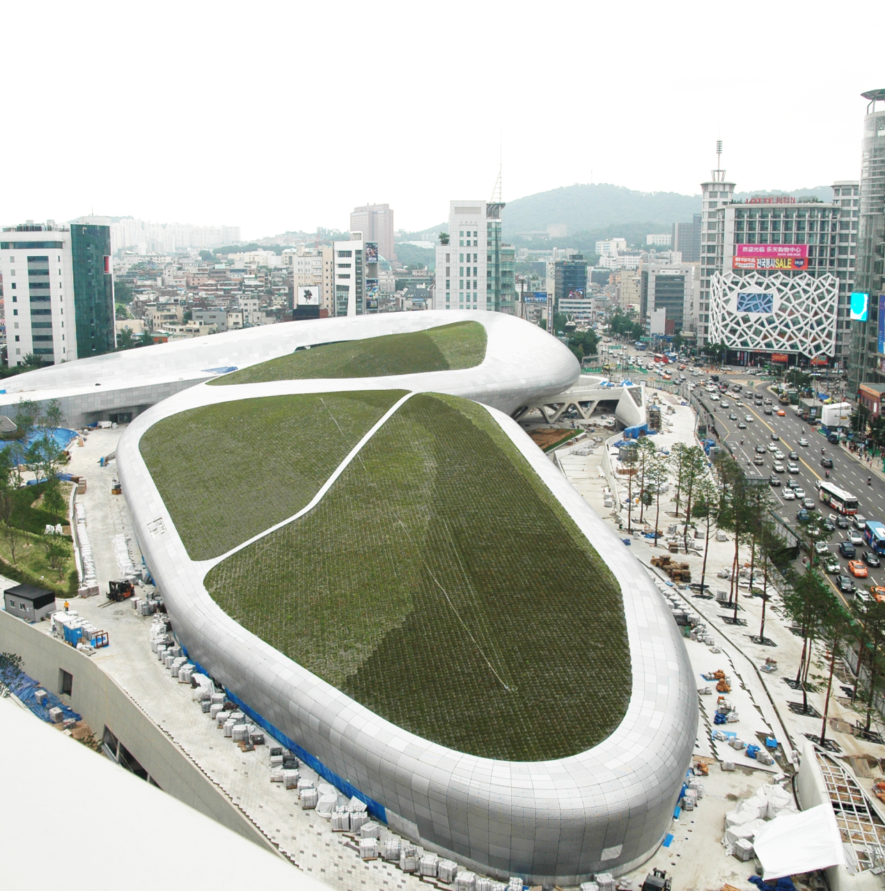 DDP 곡면 지붕 옥상녹화 전경